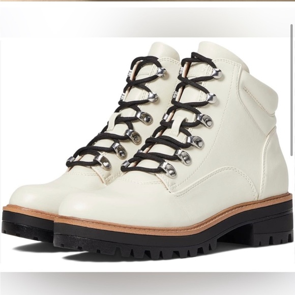 indigo rd Shoes - Indigo Rd Ivory Lace up Combat Boots